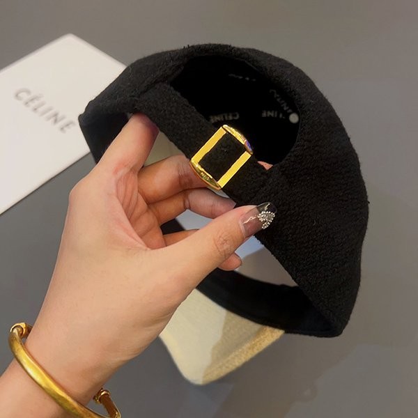 注目★セリーヌ ウール ベースボールキャップ 偽物 Cev01747代引きを販売