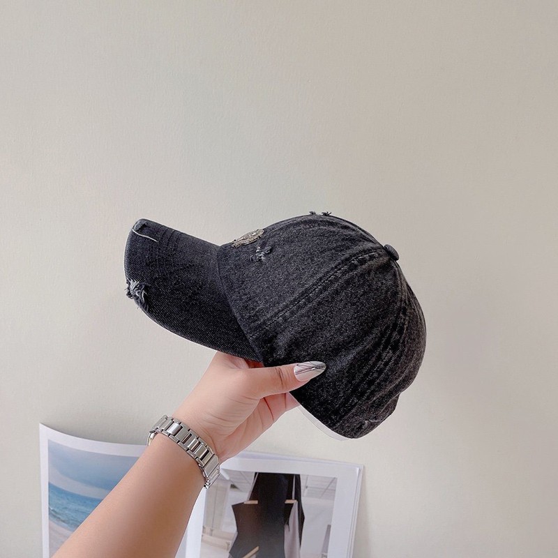一目惚れ♪クロムハーツ 偽物 ダガー スエード 5 Panel キャップ 3色 Kue86957人気