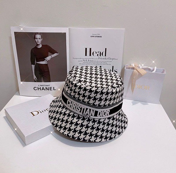 日本未入荷 ディオール 30MONTAIGNE 千鳥格子 偽物 ロゴ ハット det84868激安送料無料