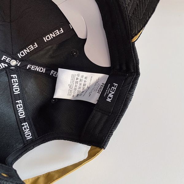 フェンディ  ベースボールキャップ コピー 争奪戦♡ feg99534高い品質