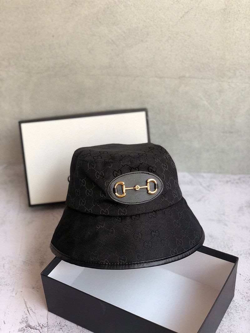 定番 グッチ GGキャンバス フェドラ バゲットハット gua01428代引きを販売
