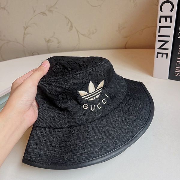 限定コラボ♪グッチ×アディダス コピー バケットハット guk40014