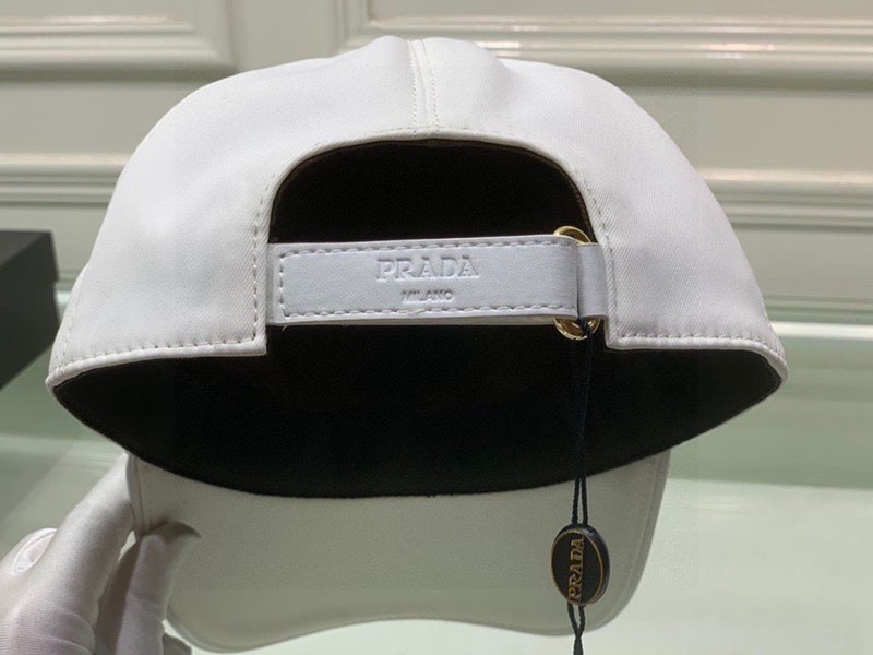 稀少 プラダ ベースボールキャップ 偽物 男女OK pul01435代引きを販売