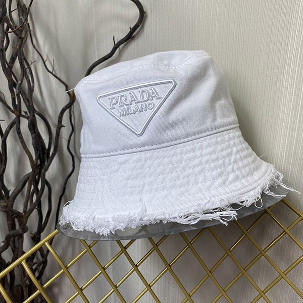 可愛いプラダ ドリル バケットハット 偽物 ホワイト pus04260高い品質