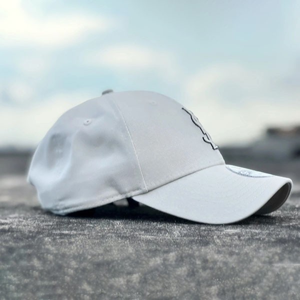 高品質 サンローラン★NEW ERA × YSL コーデュロイキャップ 687687YCL369248人気