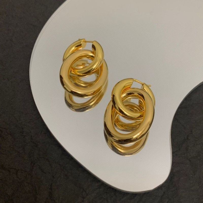 超話題!ボッテガ ヴェネタ ドロップピアス 偽物 華やか 18カラット 金メッキ boc09798通販