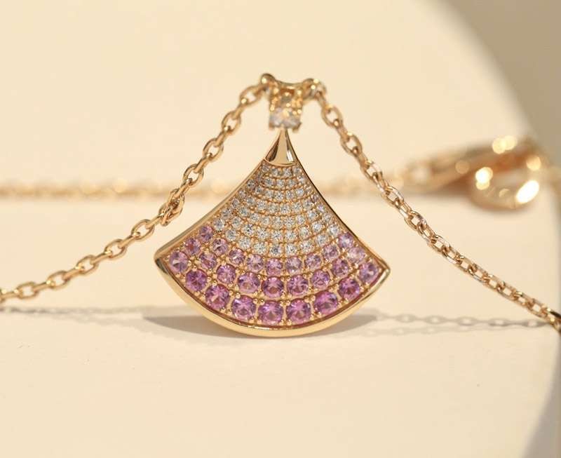 目を惹くカラー ブルガリ ビーゼロワン ネックレス コピー DIVAS DREAM☆ローズGold＆輝くダイヤ☆ネックレスS310 Buf46484通販