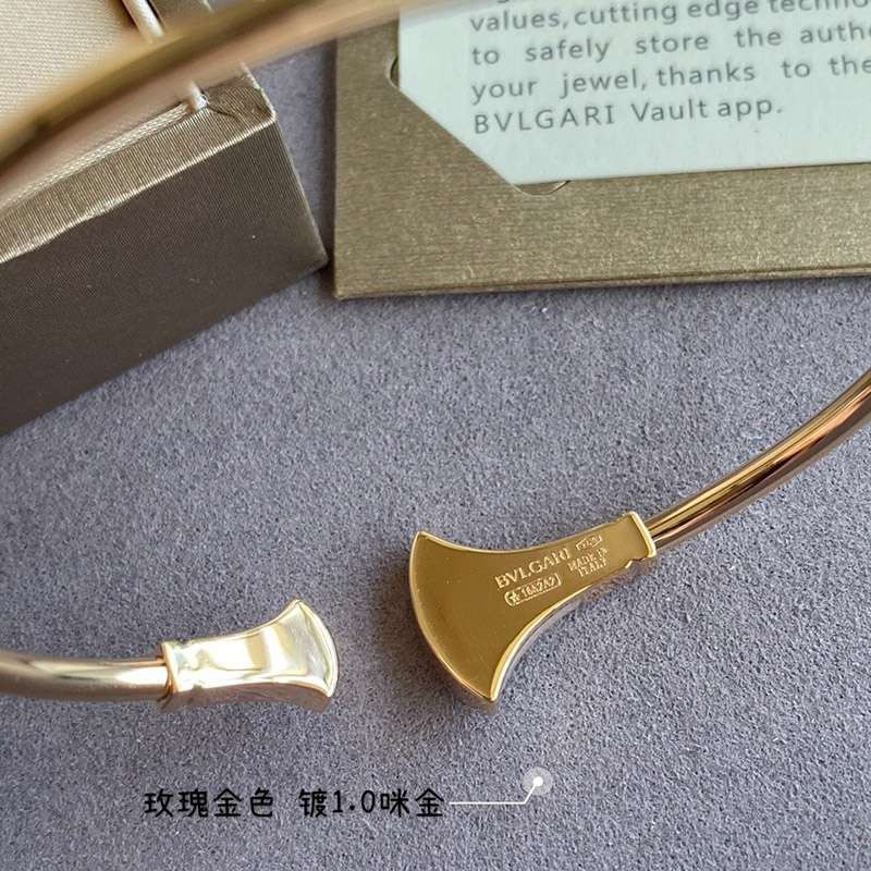 新作 高品質♪♪♪ブルガリ 偽物 ブレスレット ローズゴールド Buf99495N級品
