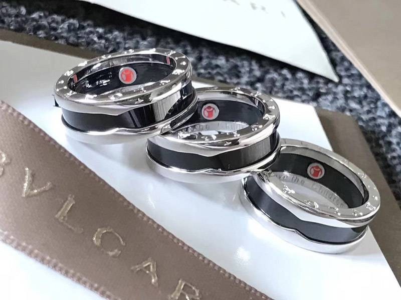 素敵なブルガリ セーブザ チルドレン スターリング コピー 送料関税込​ Bur21623通販