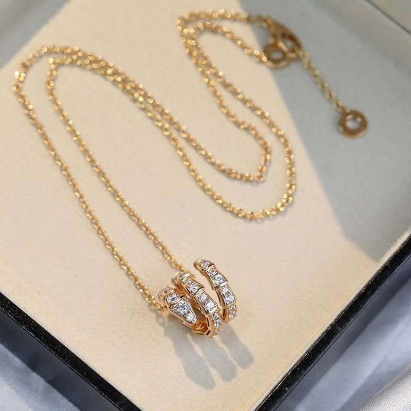 可愛い 早い者勝ち♡ブルガリ セルペンティ ネックレス 偽物N級品S330 But67208N級品