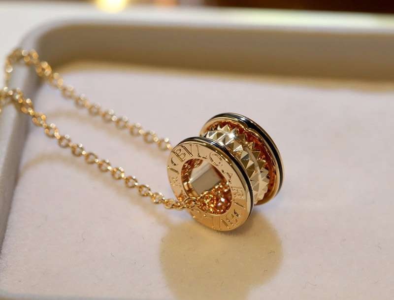 《大人気》お洒落に♪ ブルガリ ビーゼロワン ネックレス コピー  AU750 Buu91715代引きを販売