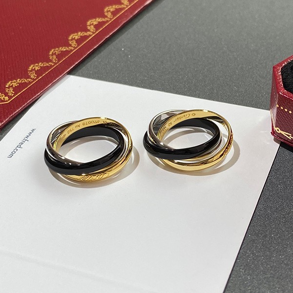ギフトに最適♪カルティエ トリニティ リング 偽物 完売必至 Tii29795人気