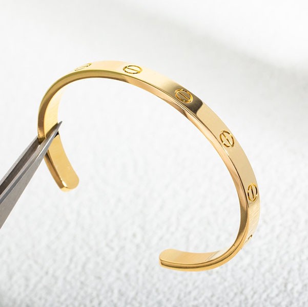 カルティエ LOVEブレスレット 偽物 18Kゴールド バングル kaa12632高い品質