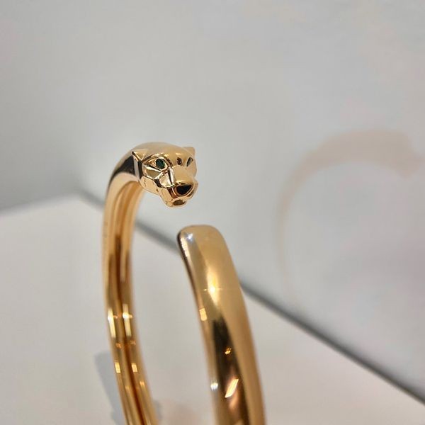 目を惹くカラー カルティエ パンテール ドゥ カルティエ ブレスレット kak98440通販