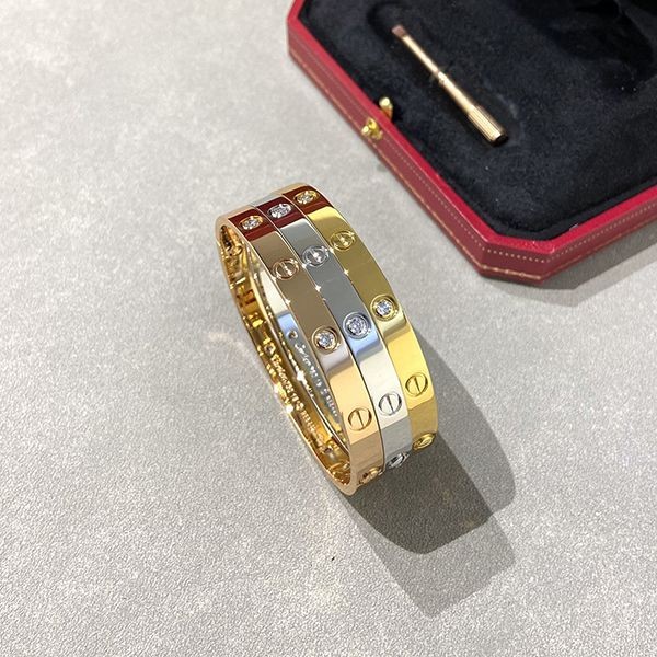 高品質♪♪♪カルティエ LOVE ブレスレット  コピー kal87671N級品
