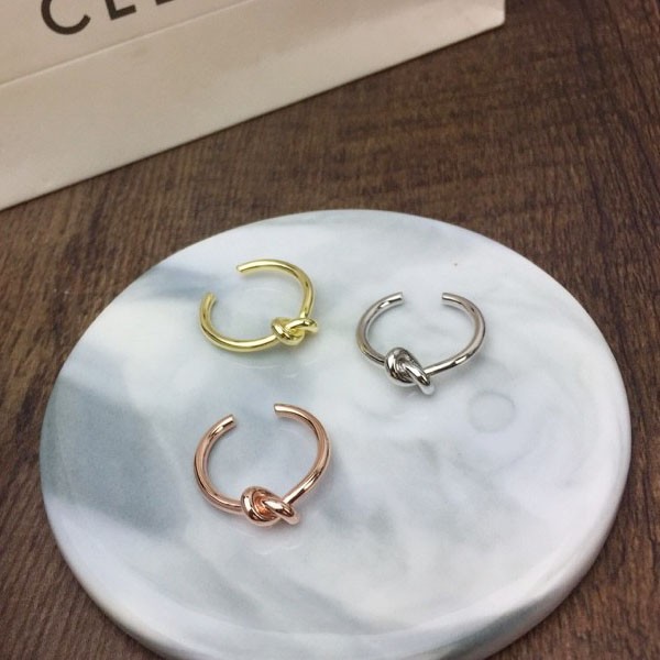 人気No1セリーヌ 偽物 ノット リング 3色 Cee07695通販