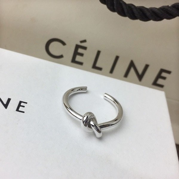 人気No1セリーヌ 偽物 ノット リング 3色 Cee07695高い品質