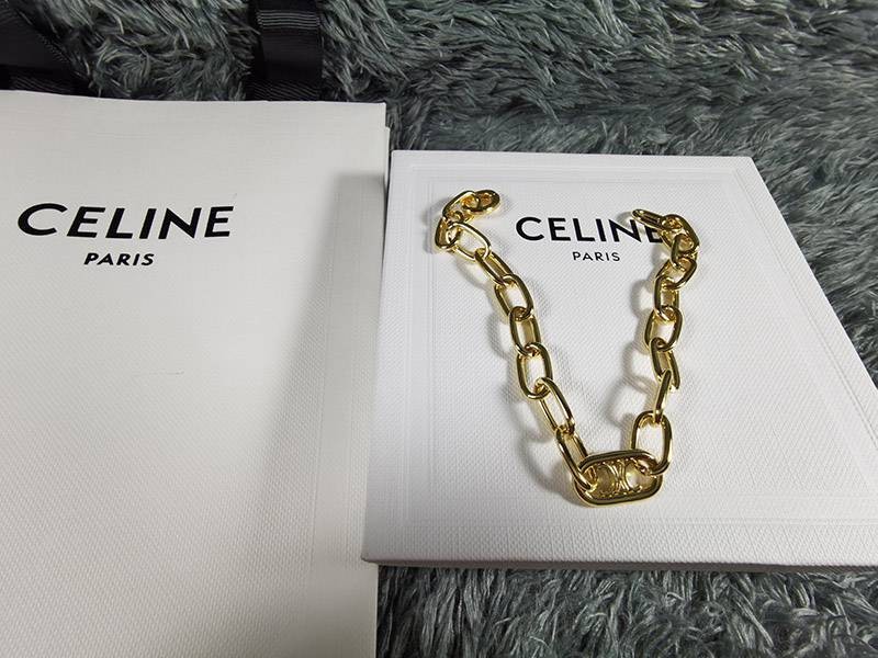 ☆超人気☆セリーヌ 偽物 トリオンフ ブレスレット Ceq08927通販