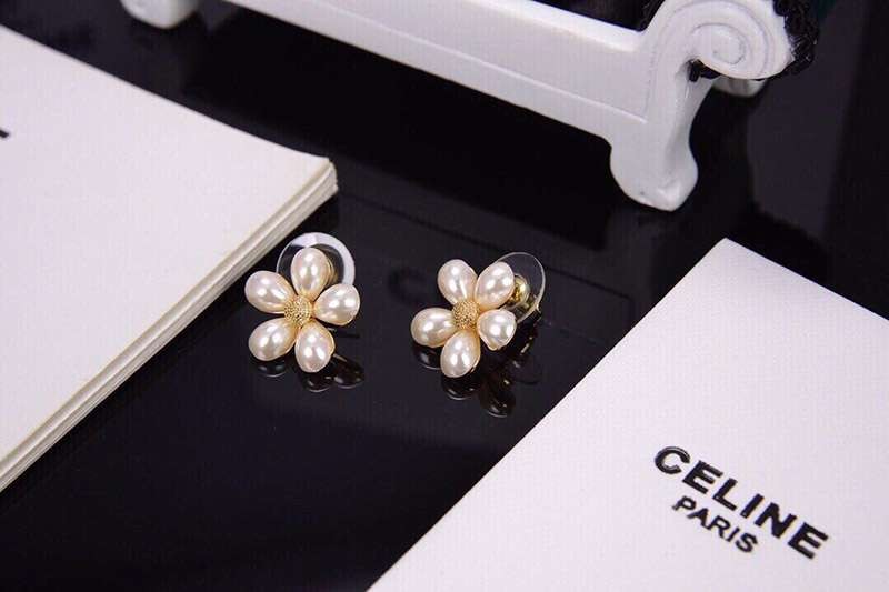 人気No1セリーヌ 花 グラスパール ピアス コピー Ceq68816通販