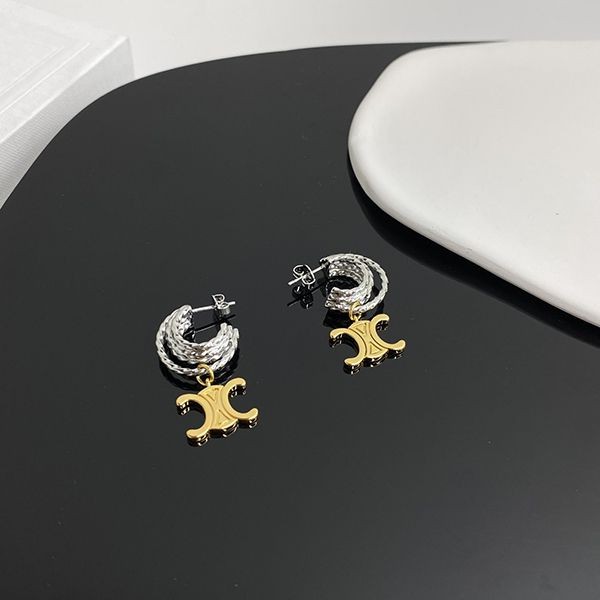 お洒落で可愛い セリーヌ トリオンフ ピアス 偽物 Cex40579激安送料無料