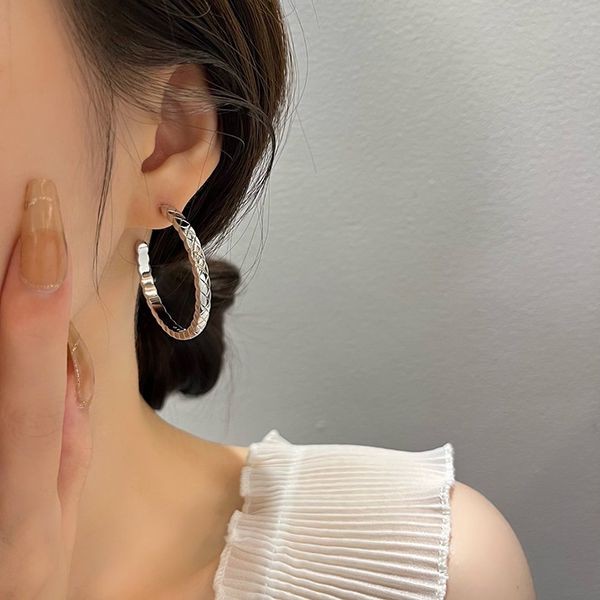 目を惹くカラー人気☆シャネル コピー ココ クラッシュ コレクション イヤリング 3色 J12094通販