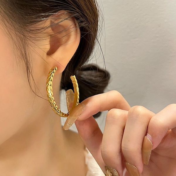 目を惹くカラー人気☆シャネル コピー ココ クラッシュ コレクション イヤリング 3色 J12094高い品質