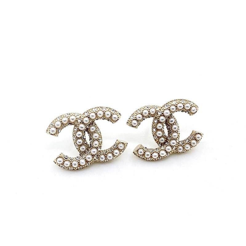 入手困難シャネル コピー CCロゴ レジン & ストラス ピアス she43849最高級