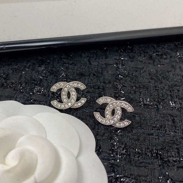 シャネル ccロゴ ピアス メタル&ストラス ゴールド シルバー 2色 shp60757N級品