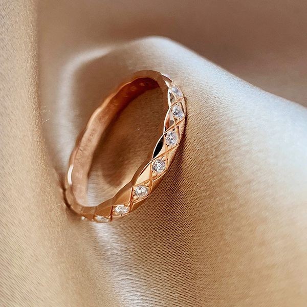 可愛い シャネル リング コピー 18K ゴールド ダイヤモンド付き sht28519高い品質