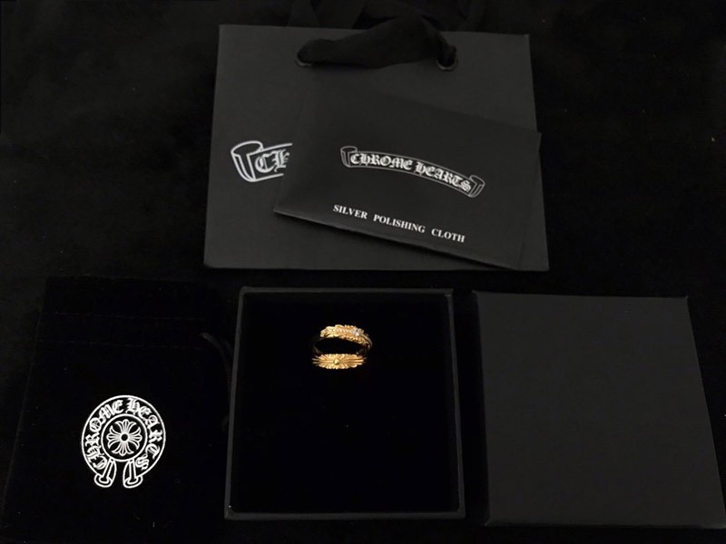 定番クロムハーツ フローラル 22kGold ダイアモンド ゴールド リング コピー 偽物 Kue61439代引きを販売