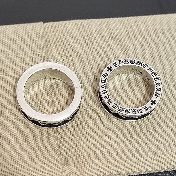 ☆超人気☆クロムハーツ CH◆STAR 目を惹く シルバーリング 偽物 Kuf73965激安送料無料