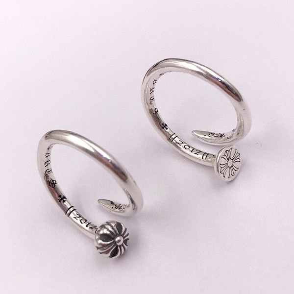お洒落に♪クロムハーツ フローラルクロス リング 偽物 Kuj67952