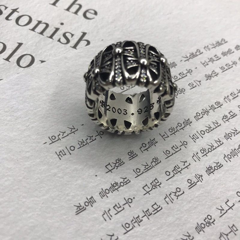 送料込 クロムハーツ スーパーコピー セメタリークロス ダイヤ リング Kuk31573高い品質