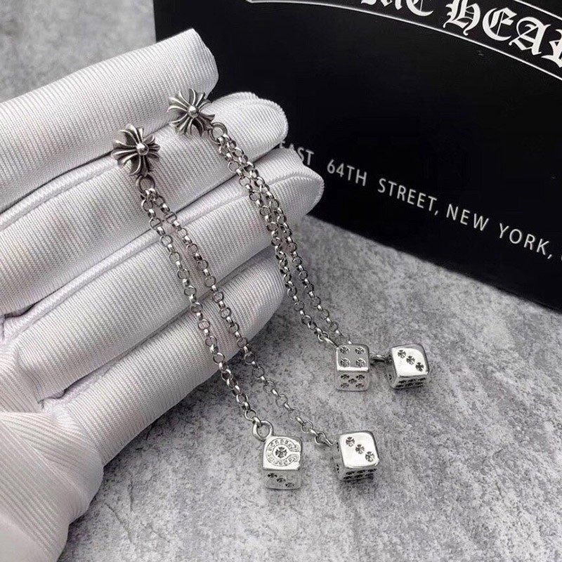 秋冬新作 クロムハーツ ピアス コピー CH ダブル ダイス シルバー DOUBLE DICE Kuq79874激安送料無料