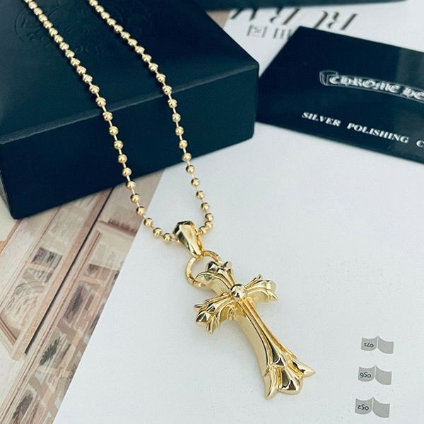 人気No1クロムハーツ 偽物 ゴールド クロス チェーン ネックレス Kur21950通販