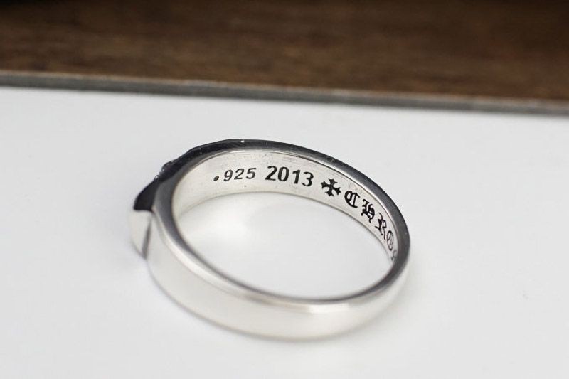 目を惹くクロムハーツ スーパーコピー フローラルクロス リング 指輪 Kuu32921高い品質