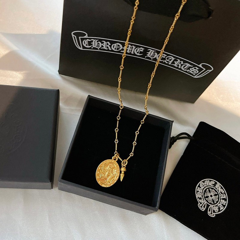 定番 【クロムハーツ ネックレス コピー】エンジェル 22K セーフティピン ゴールド Kuz62881代引きを販売