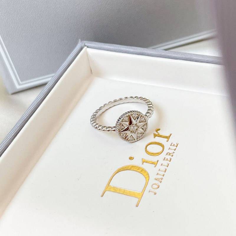 《大人気》ディオール ROSE DES VENTS リング スーパーコピー deq58195高い品質