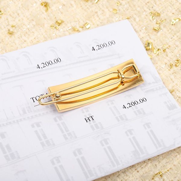 人気ディオール 偽物 ヘアクリップピン 注目度抜群！ des78413高い品質