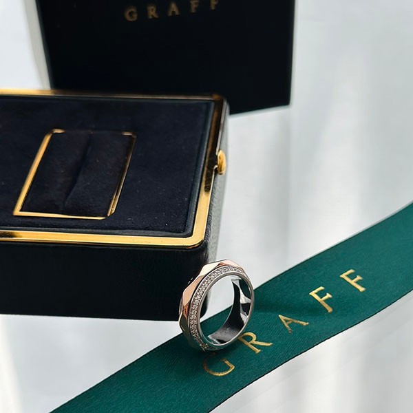 グラフ GRAFF ローレンスグラフシグネチャースピニングダイヤモンド リング コピー guo06502高い品質