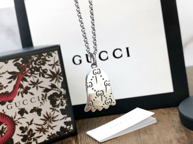 人気No1 グッチ★ゴーストリバーシブルネックレス 偽物 guj39168N級品