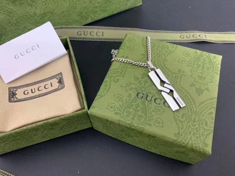 ☆超人気☆グッチ ネックレス スーパーコピー ペンダント guq48270代引きを販売