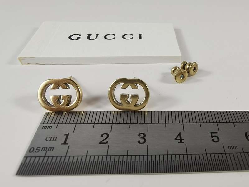 《大人気》グッチ 18k イエローゴールド Interlocking G ピアス コピー guq61214最高級