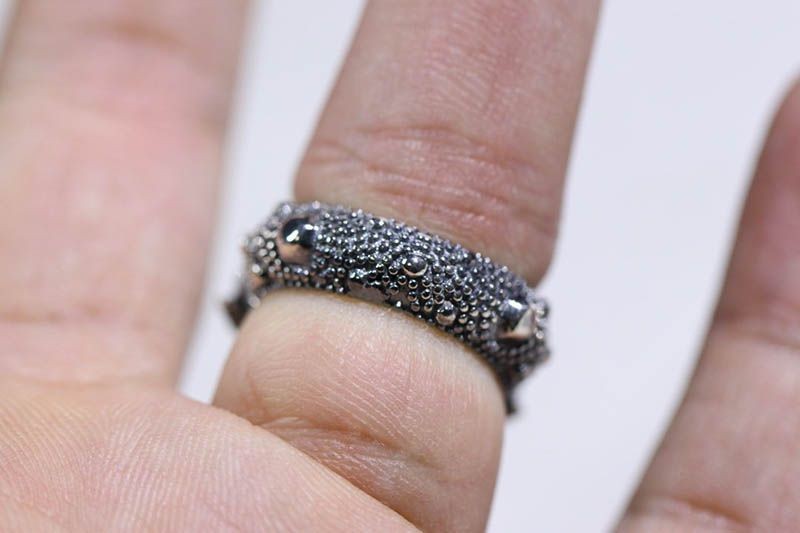 《大人気》グッチ タイガーヘッド コピー シルバーリング *ギフトに◎12mm gux37839N級品