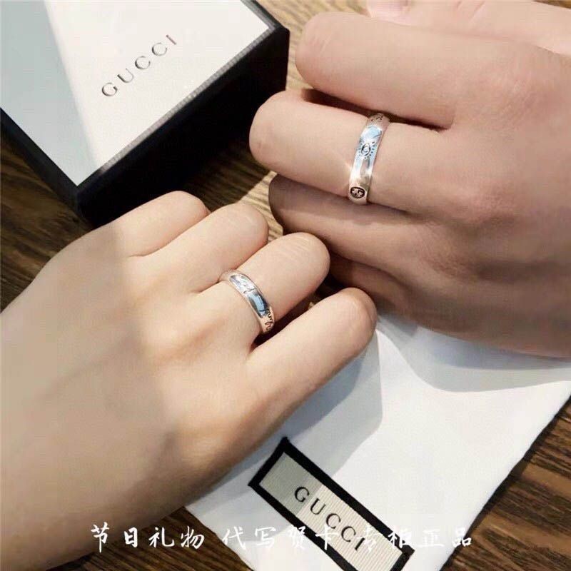 2023ブランドグッチ ユニセックスリング スーパーコピー guz77556通販