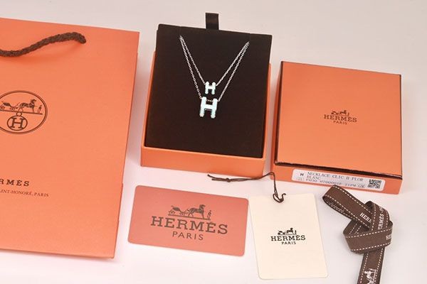 スーパーコピーエルメス Pop H ペンダント コピー ern61736人気