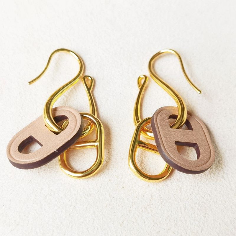 国内発すぐ届く☆エルメス OMaillon コピー オーマイヨン ピアス ery39206
