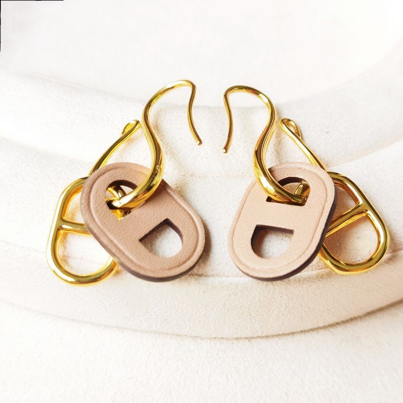 国内発すぐ届く☆エルメス OMaillon コピー オーマイヨン ピアス ery39206最高級