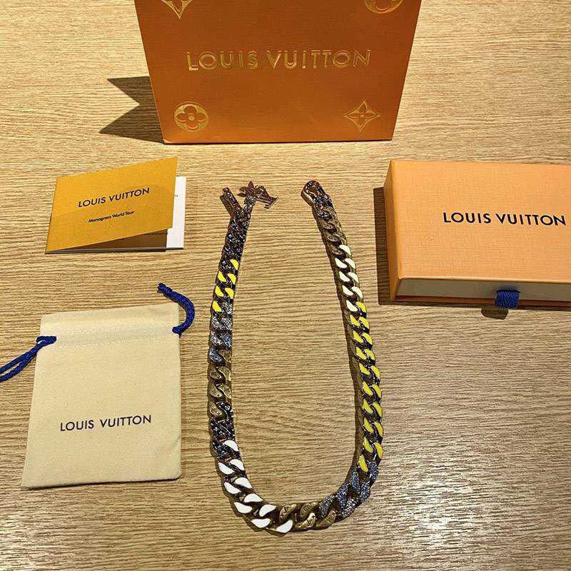 希少色ルイヴィトン コリエ・チェーンリンクス 偽物 パッチーズ ストラス ネックレス vub40147人気