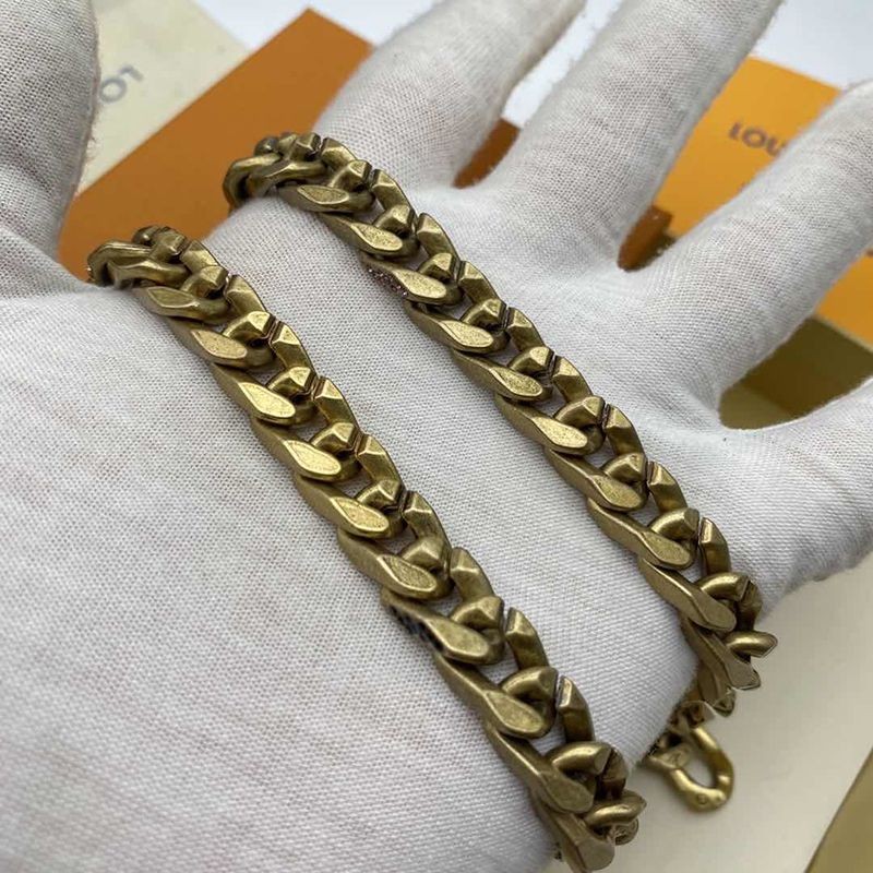 完売必至ルイヴィトン 偽物 コリエ・チェーンリンクス パッチーズ ストラス ネックレス vuf50285人気